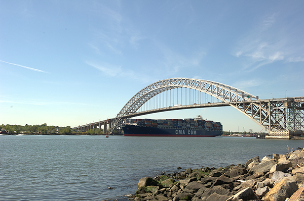 SHIP UNDER BAYONNE BRIDGE